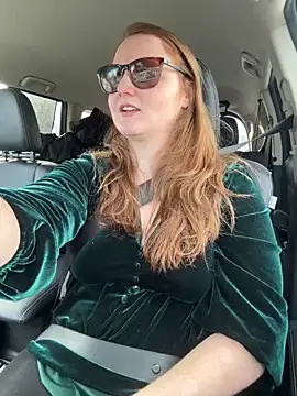 Snapshot of GingerSnap33 chatting on 1, 2, 2025 GingerSnap33 online show from 1, 2, 2025