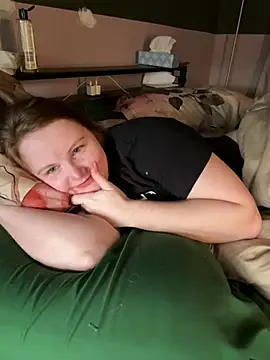 Snapshot of GingerSnap33 chatting on 2, 2, 2025 GingerSnap33 online show from 2, 2, 2025
