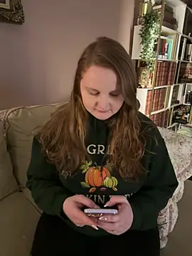 Snapshot of GingerSnap33 chatting on 22, 2, 2025 GingerSnap33 online show from 22, 2, 2025