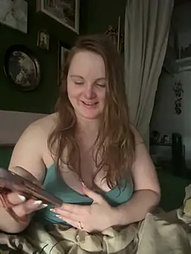 Snapshot of GingerSnap33 chatting on 9, 3, 2025 GingerSnap33 online show from 9, 3, 2025