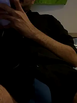 Snapshot of snowdropsitall chatting on 28, 10, 2025 snowdropsitall online show from 28, 10, 2025