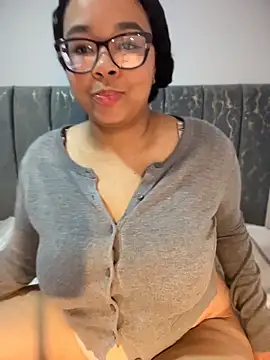 Snapshot of XMara chatting on 23, 4, 2026 XMara online show from 23, 4, 2026