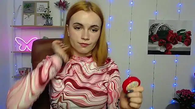 Snapshot of MargaritaKiss chatting on 9, 3, 2025 MargaritaKiss online show from 9, 3, 2025