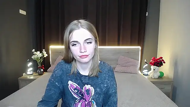 Snapshot of MargaritaKiss chatting on 8, 9, 2025 MargaritaKiss online show from 8, 9, 2025