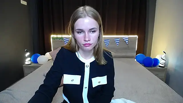 Snapshot of MargaritaKiss chatting on 24, 9, 2025 MargaritaKiss online show from 24, 9, 2025