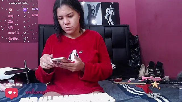 Karly Grey s online show from 17, 6, 2026