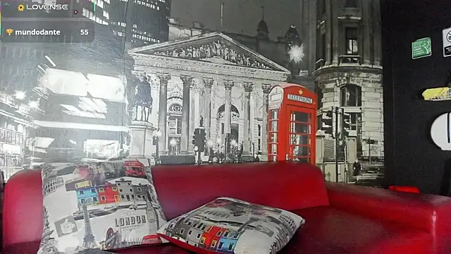 Snapshot of CloeRodriguez chatting on 3, 3, 2026 CloeRodriguez online show from 3, 3, 2026