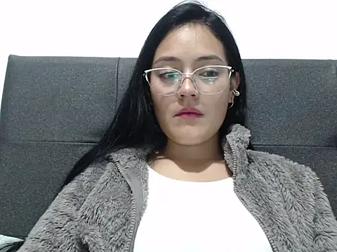 Snapshot of Alisha_99 chatting on 25, 5, 2026 Alisha 99 online show from 25, 5, 2026