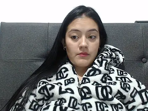 Snapshot of Alisha_99 chatting on 19, 6, 2026 Alisha 99 online show from 19, 6, 2026