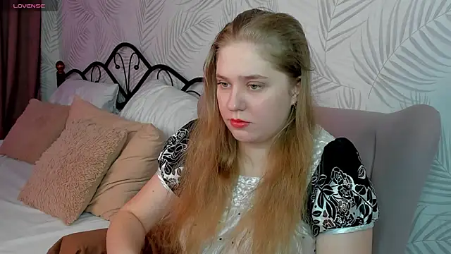 Megan Violer online show from 22, 2, 2025