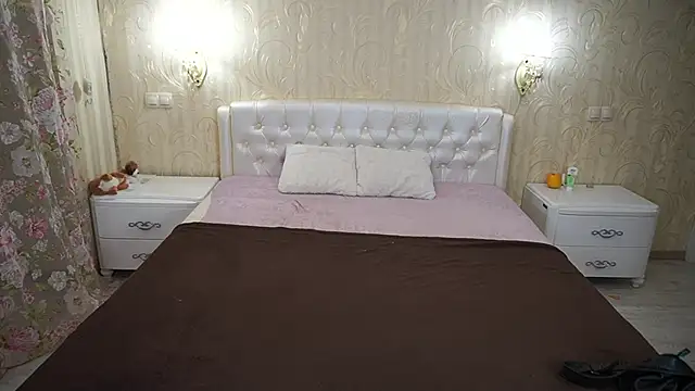 LunaaMayy online show from 1, 11, 2025