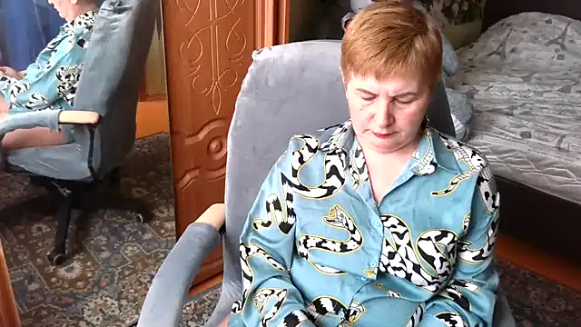 NicoleOlla online show from 11, 3, 2025