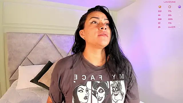 Miss Ambeer online show from 23, 11, 2025