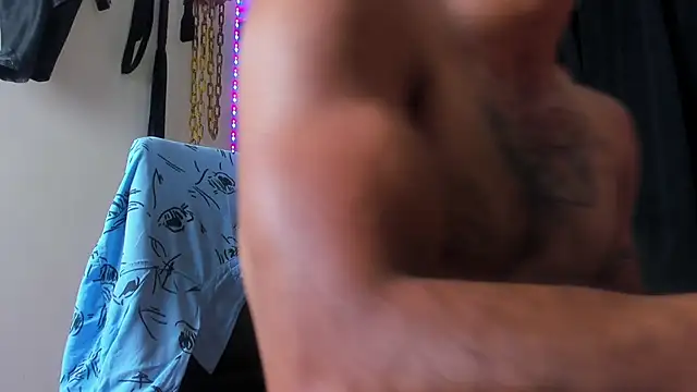 JuanBlade online show from 5, 3, 2025