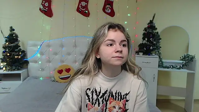 TinaRedly online show from 5, 1, 2025
