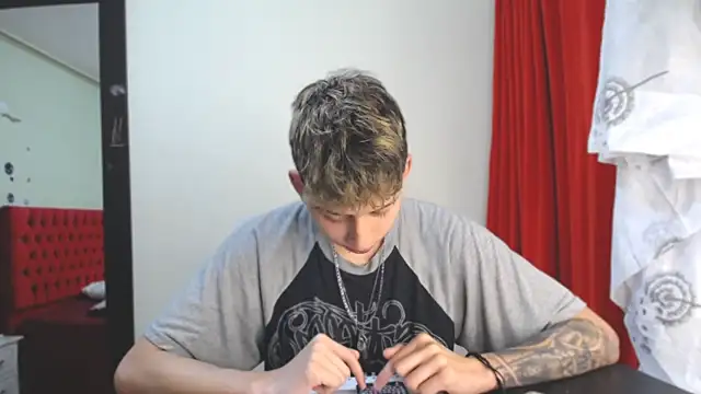  Thomas hot  online show from 31, 12, 2024