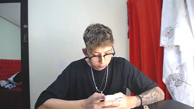  Thomas hot  online show from 2, 1, 2025