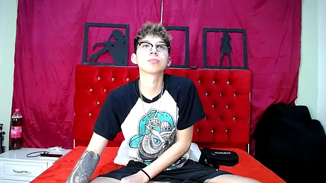  Thomas hot  online show from 13, 2, 2025