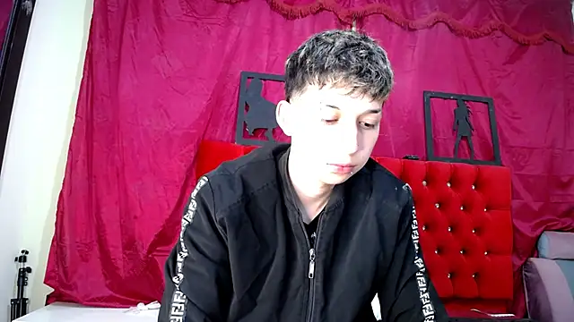  Thomas hot  online show from 12, 3, 2025