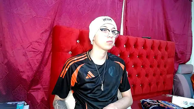  Thomas hot  online show from 22, 3, 2025