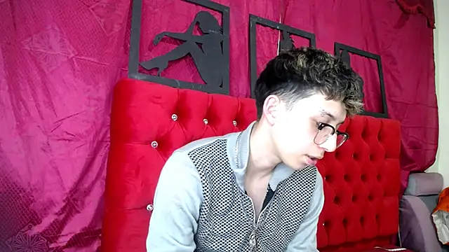  Thomas hot  online show from 23, 3, 2025