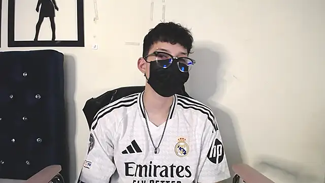  Thomas hot  online show from 8, 10, 2025