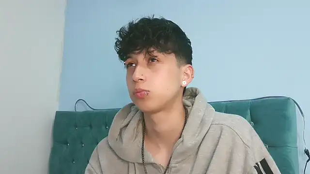  Thomas hot  online show from 17, 4, 2026