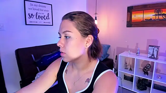 ArianaBaker online show from 24, 2, 2025