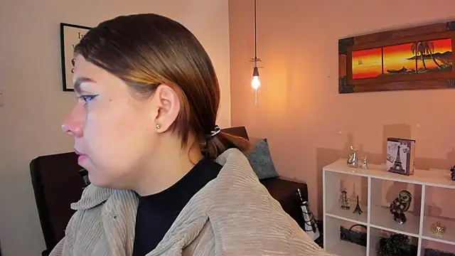 ArianaBaker online show from 5, 3, 2025