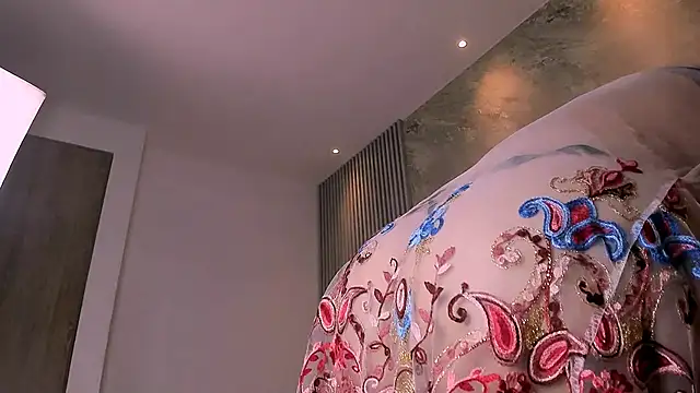 lola  sweetx online show from 7, 2, 2025