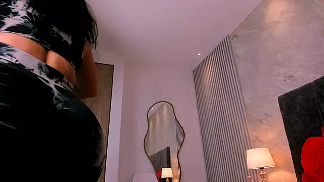 lola  sweetx online show from 18, 2, 2025