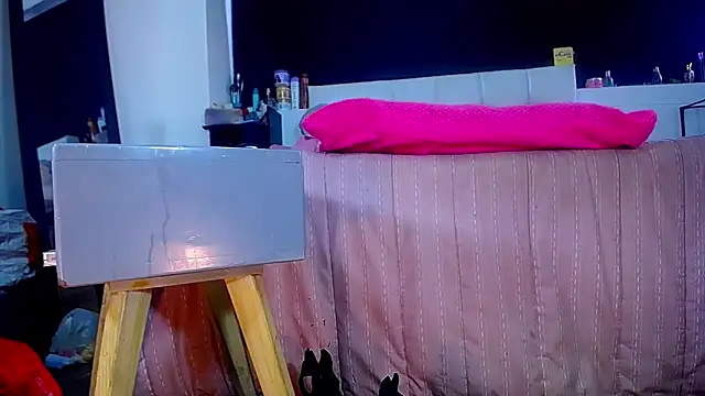 Snapshot of bellatrixx_69 chatting on 10, 10, 2025 bellatrixx 69 online show from 10, 10, 2025