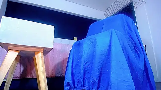 Snapshot of bellatrixx_69 chatting on 15, 11, 2025 bellatrixx 69 online show from 15, 11, 2025