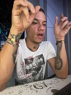 Osiiriis online show from 20, 1, 2025