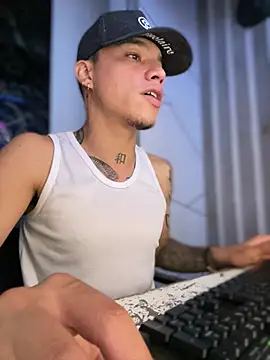 Osiiriis online show from 1, 3, 2025