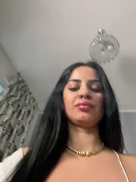  adelle online show from 29, 3, 2026