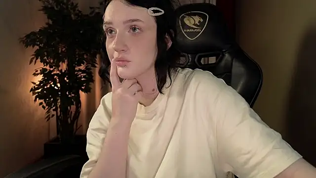 ELLIEJAY online show from 4, 10, 2025