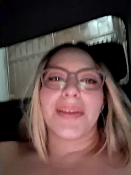 Snapshot of Valentina_St chatting on 7, 1, 2025 Valentina St online show from 7, 1, 2025