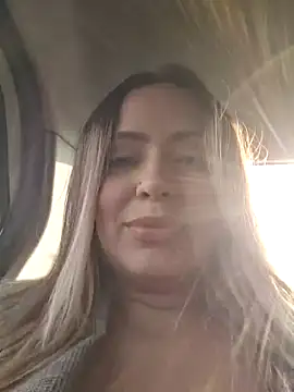 Snapshot of Valentina_St chatting on 8, 2, 2025 Valentina St online show from 8, 2, 2025