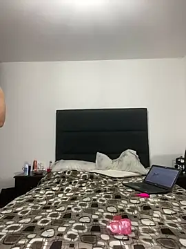 Snapshot of milangym127 chatting on 21, 3, 2025 milangym127 online show from 21, 3, 2025