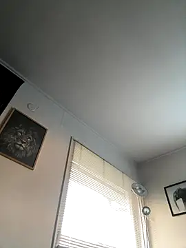 Elrubiolargo online show from 17, 9, 2025