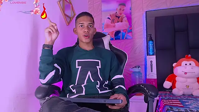 Snapshot of dilan_alfonzo chatting on 20, 2, 2026 dilan alfonzo online show from 20, 2, 2026