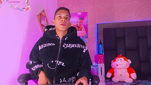 Snapshot of dilan_alfonzo chatting on 26, 2, 2026 dilan alfonzo online show from 26, 2, 2026