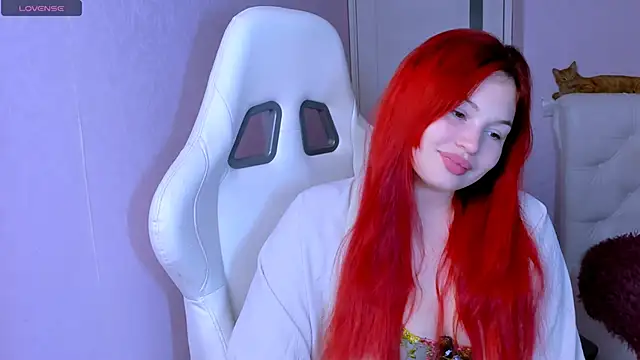 MissClarks online show from 9, 10, 2025