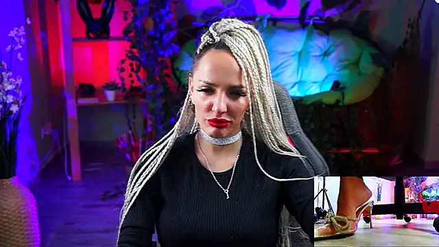 Snapshot of MonicaMaxwel chatting on 27, 1, 2025 MonicaMaxwel online show from 27, 1, 2025