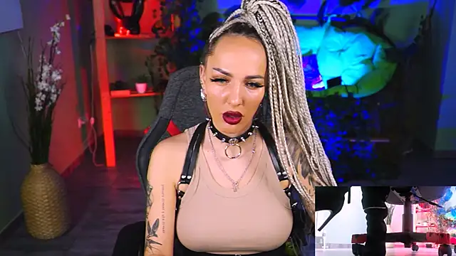 Snapshot of MonicaMaxwel chatting on 4, 2, 2025 MonicaMaxwel online show from 4, 2, 2025