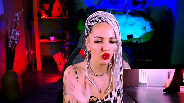 Snapshot of MonicaMaxwel chatting on 7, 2, 2025 MonicaMaxwel online show from 7, 2, 2025