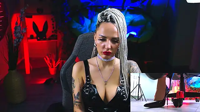 Snapshot of MonicaMaxwel chatting on 23, 2, 2025 MonicaMaxwel online show from 23, 2, 2025
