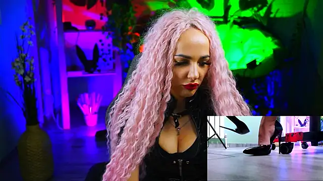 Snapshot of MonicaMaxwel chatting on 22, 3, 2025 MonicaMaxwel online show from 22, 3, 2025
