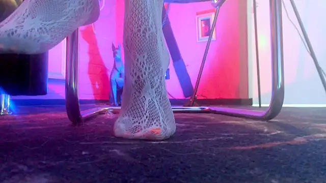 Snapshot of MonicaMaxwel chatting on 20, 2, 2026 MonicaMaxwel online show from 20, 2, 2026